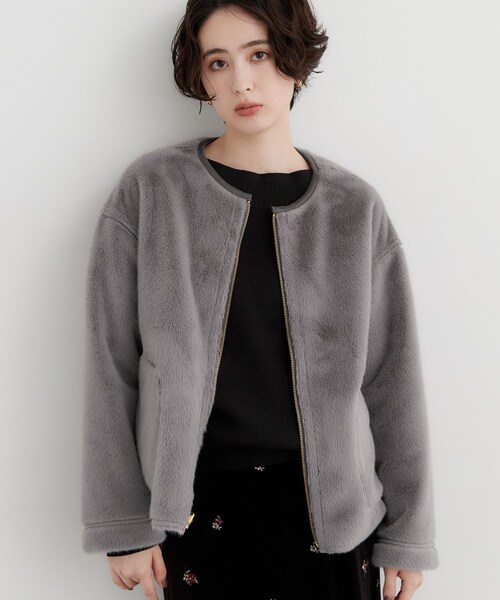 THE SHOP TK (ザ ショップ ティーケー )の「フェイクムートンリバーシブルブルゾン(ブルゾン・レディース・チャコールグレー/ナチュラル/ダークブラウン・12/13)」の6枚目の写真