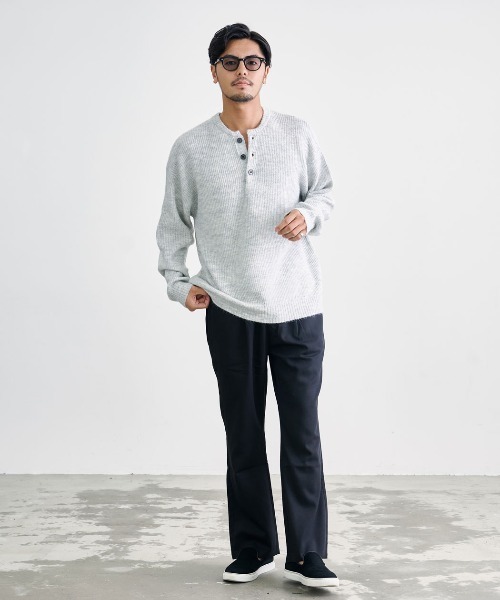 CavariA(キャバリア)の「『CavariA/キャバリア』ワンタックストレートスラックスパンツ(スラックス・メンズ・チャコール/ブラウン/グレー/ブラック・M/L/S)」の5枚目の写真
