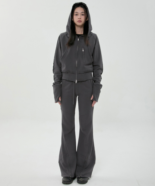 FLAREUP(フレアアップ)の「Nana ジップフーディー (FL-057_Charcoal)(パーカー・レディース・ダークグレー・OS)」の4枚目の写真