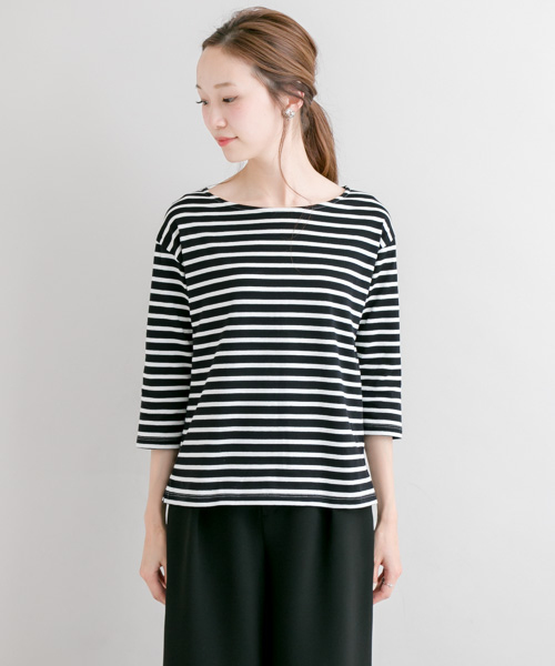 URBAN RESEARCH(アーバンリサーチ)の「UR スカーフ付プルオーバー(Tシャツ/カットソー・レディース・ホワイト×ブラック/ブラック×ホワイト・FREE)」の16枚目の写真