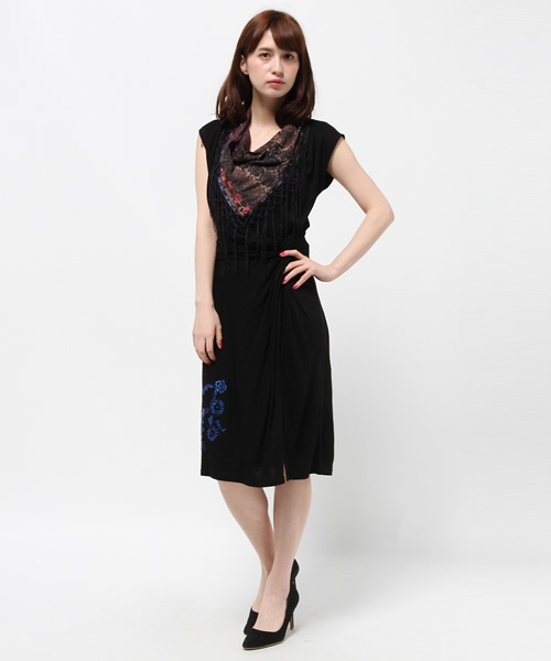 セール Desigual デシグアル ワンピース ワンピース Desigual デシグアル のファッション通販 Zozotown
