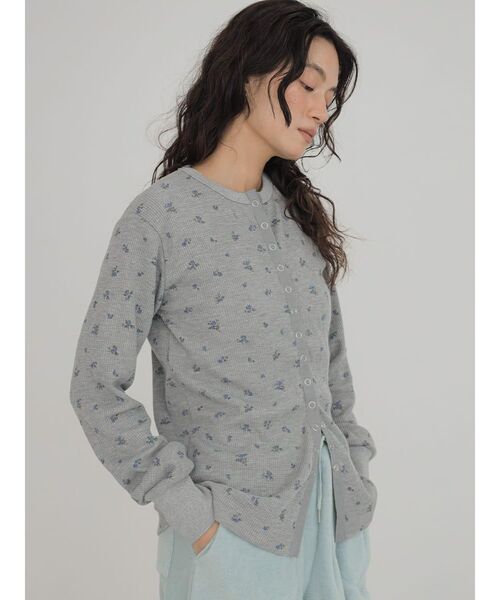FIKA.（フィーカ）の「Flower waffle cardigan（カーディガン/ボレロ・レディース・杢グレー/ネイビー・FREE）」の14枚目の写真