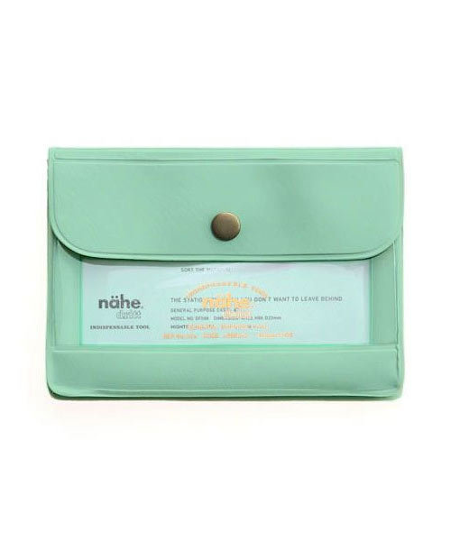 Nahe(ネーエ)の「nahe ネーエ ジェネラルパーパスケース カード ミニポーチ 財布 フラット スクエア クリア A7(コインケース・レディース・イエロー/アイボリー/ワイン/ブルー/グレー/グリーン/レッド/ミント/ブラック/ホワイト/クリア/ピンク/ブラウン系その他/グレー系その他・FREE)」の9枚目の写真