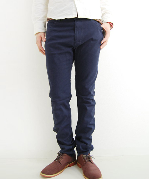 JILL BLAZE（ジルブレイズ）の「ストレッチツイル美脚スキニーパンツ（チノパンツ・メンズ・ベージュ/ミント/グレー/ネイビー/ブルー系その他/ロイヤルブルー/マスタード/チャコールグレー/ワインレッド/ブラック/カーキ/ピンク/ホワイト/ブラウン/グレー系カモフラージュ/グレー系その他/グリーン系カモフラージュ/ブラック系その他・L/XX-LARGE/S/X-SMALL/M/XL/SMALL/X-LARGE/LARGE/MEDIUM）」の11枚目の写真