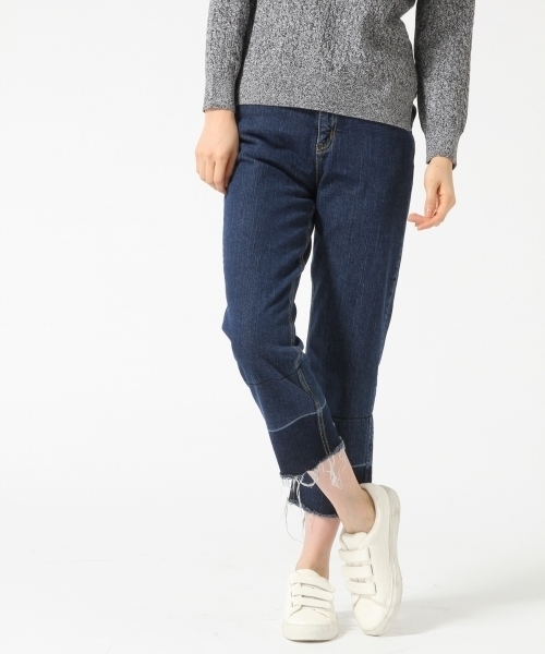 GLOBAL WORK(グローバルワーク)の「【一部店舗限定】CONE DENIM パッチワークパンツ/727697(デニムパンツ・レディース・ブルー/ネイビー・LARGE/MEDIUM/SMALL)」の2枚目の写真
