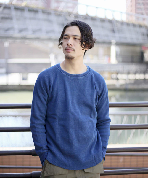 Denime(ドゥニーム)の「インディゴワッフルロングスリーブTEE(Tシャツ/カットソー・メンズ・ブラック/ブルー・SMALL/X-LARGE/LARGE/MEDIUM)」の1枚目の写真