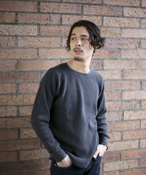 Denime(ドゥニーム)の「インディゴワッフルロングスリーブTEE(Tシャツ/カットソー・メンズ・ブラック/ブルー・SMALL/X-LARGE/LARGE/MEDIUM)」の2枚目の写真