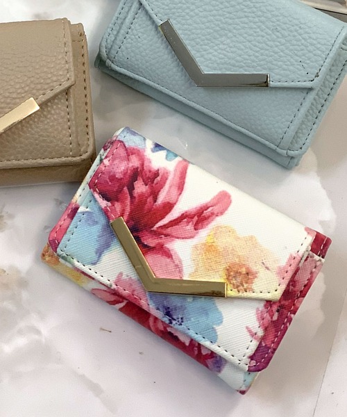 KOBE LETTUCE（コウベレタス）の「V字金具コンパクト三つ折りミニ財布（財布・レディース・ブラック/ベージュ/イエロー/グレー/シルバー/サックスブルー/ピンク系その他/ネイビー/ピンク/ワイン/モスグリーン/ブラック系その他/ブルー系その他/チェック/ライトピンク/コーラル/ミント/ブラック系その他2・FREE）」の13枚目の写真