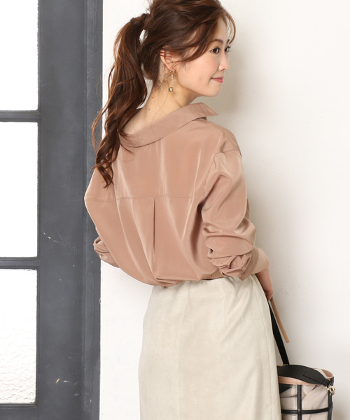 un dix cors(アンディコール)の「デシンルーズシャツ(シャツ/ブラウス・レディース・ベージュ/ネイビー/オフホワイト・フリ-)」の8枚目の写真