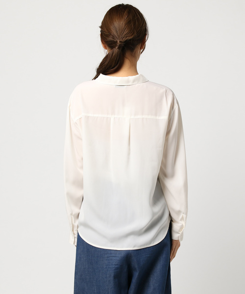 un dix cors(アンディコール)の「デシンルーズシャツ(シャツ/ブラウス・レディース・ベージュ/ネイビー/オフホワイト・フリ-)」の4枚目の写真