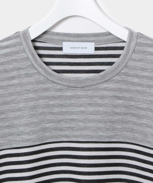 ADAM ET ROPE'(アダムエロペ)の「WフェイスボーダーTシャツ(Tシャツ/カットソー・メンズ・ホワイト/チャコールグレー/ネイビー/ミント・M/L)」の11枚目の写真