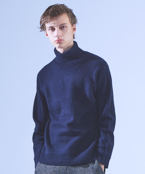 ABAHOUSE（アバハウス）の「YAK/RA/CA タートルネックニット（ニット/セーター・メンズ・グレー/カーキ/ダークオレンジ/ネイビー・44/46/48）」の3枚目の写真