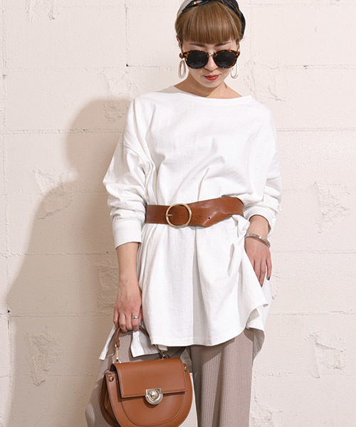 coca(coca)(コカ)の「サイドスリットオーバーサイズコットンチュニック(Tシャツ/カットソー・レディース・ホワイト/ブラック・ONE SIZE)」の11枚目の写真