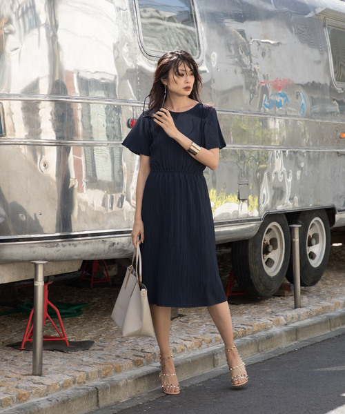 A/C DESIGN BY ALPHA CUBIC(エーシーデザインバイアルファキュービック)の「ウエストギャザーワンピース(ワンピース・レディース・イエロー/グリーン/ネイビー・M size/L size)」の13枚目の写真