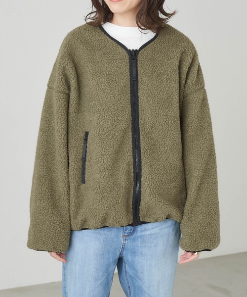 Chaco closet（チャコ クローゼット）の「2wayノーカラー ビックシルエットリバーシブルボアフリースジャケット（ブルゾン・レディース・ブラック/アイボリー/ライトオリーブ/ダークベージュ/テラコッタ/グレイッシュベージュ/チャコール・FREE）」の21枚目の写真