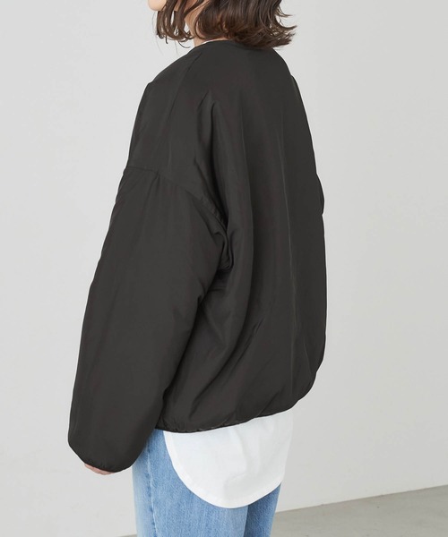 Chaco closet（チャコ クローゼット）の「2wayノーカラー ビックシルエットリバーシブルボアフリースジャケット（ブルゾン・レディース・ブラック/アイボリー/ライトオリーブ/ダークベージュ/テラコッタ/グレイッシュベージュ/チャコール・FREE）」の12枚目の写真