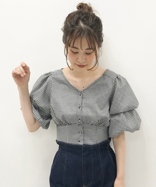 one after another NICE CLAUP(ワンアフターアナザーナイスクラップ)の「袖ボリュームブラウス(シャツ/ブラウス・レディース・ホワイト系その他/ドット/チェック/ブラック系その他/パープル・FREE)」の3枚目の写真