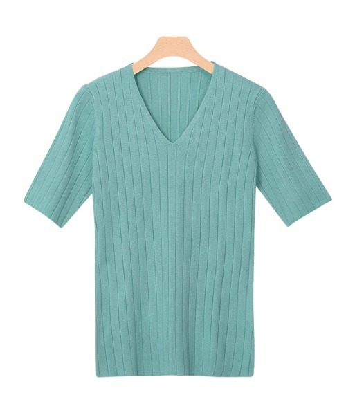 Pierrot（ピエロ）の「●ネックが選べるシルクタッチ半袖リブニット（ニット/セーター・レディース・オフホワイト/ホワイト系その他/ブラック/ブラック系その他/グレー/アッシュグレー/グレー系その他/グレー系その他2/モカ/ブラウン系その他/ライトベージュ/ベージュ系その他/ネイビー/ブルー系その他/ブルー系その他2/ブルーグリーン/ラベンダー/パープル系その他/キャメル/グリーン/ブラウン系その他2/グリーン系その他/スモークピンク/ピンク系その他/グリーン系/グリーン系1/ブラウン系その他3/オレンジ系その他/ブラウン系その他4/オレンジ・M/L）」の20枚目の写真