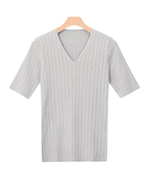 Pierrot（ピエロ）の「●ネックが選べるシルクタッチ半袖リブニット（ニット/セーター・レディース・オフホワイト/ホワイト系その他/ブラック/ブラック系その他/グレー/アッシュグレー/グレー系その他/グレー系その他2/モカ/ブラウン系その他/ライトベージュ/ベージュ系その他/ネイビー/ブルー系その他/ブルー系その他2/ブルーグリーン/ラベンダー/パープル系その他/キャメル/グリーン/ブラウン系その他2/グリーン系その他/スモークピンク/ピンク系その他/グリーン系/グリーン系1/ブラウン系その他3/オレンジ系その他/ブラウン系その他4/オレンジ・M/L）」の8枚目の写真