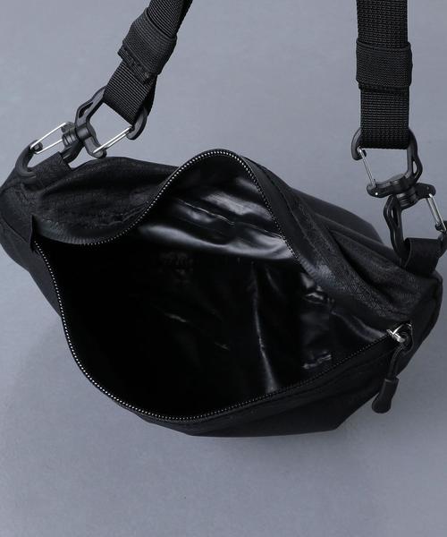 THE NORTH FACE（ザノースフェイス）の「＜THE NORTH FACE（ザ・ノースフェイス）＞ WP SHOLDER PKT（ショルダーバッグ・メンズ・ブラック・FREE）」の6枚目の写真