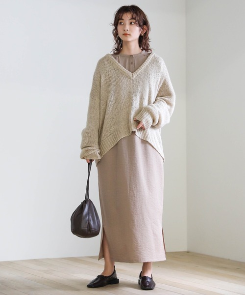 select MOCA(セレクトモカ)の「Vネックルーズモヘアタッチニット(ニット/セーター・レディース・アイボリー/オリーブ/ベージュ・FREE)」の6枚目の写真