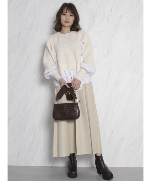 dazzlin（ダズリン）の「レイヤードコンビシャツトップス（ニット/セーター・レディース・アイボリー/グレー・FREE）」の4枚目の写真