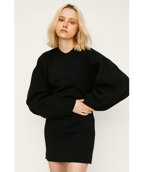 SLY（スライ）の「CROP MG CD ミドルゲージ カーディガン（カーディガン/ボレロ・レディース・ベージュ/ブラック・FREE）」の2枚目の写真