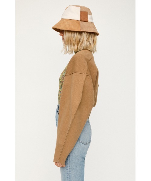 SLY（スライ）の「CROP MG CD ミドルゲージ カーディガン（カーディガン/ボレロ・レディース・ベージュ/ブラック・FREE）」の13枚目の写真