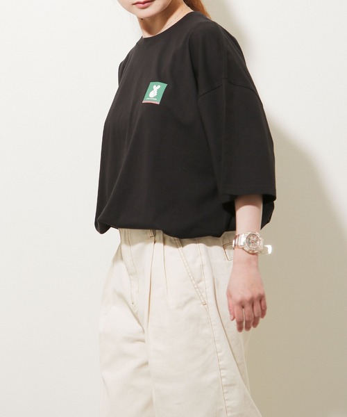 ZIP FIVE(ジップファイブ)の「【ZIP FIVE】【WEB限定】古着風ビッグシルエットパロディワンポイントTシャツ(Tシャツ/カットソー・レディース・ホワイト/ブラック/グレー・MEDIUM/LARGE)」の3枚目の写真