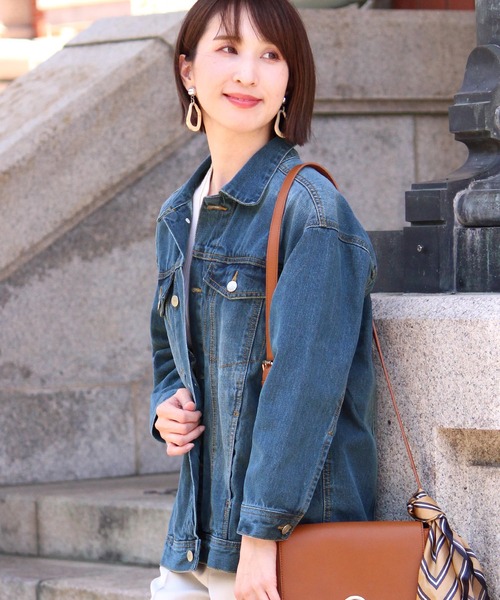 ElegChic（エレグシック）の「ビッグシルエットデニムジャケット（デニムジャケット・レディース・ブルー/ネイビー・M/L）」の8枚目の写真