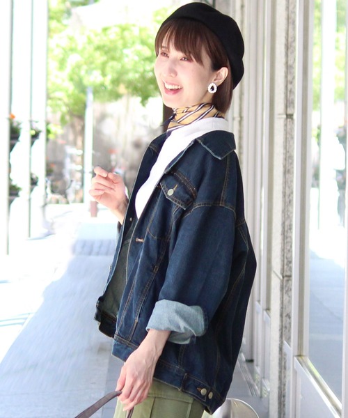 ElegChic（エレグシック）の「ビッグシルエットデニムジャケット（デニムジャケット・レディース・ブルー/ネイビー・M/L）」の6枚目の写真