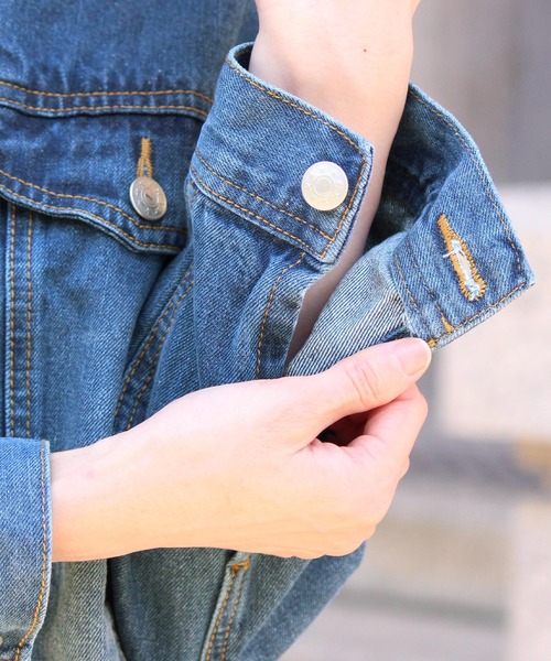 ElegChic（エレグシック）の「ビッグシルエットデニムジャケット（デニムジャケット・レディース・ブルー/ネイビー・M/L）」の9枚目の写真