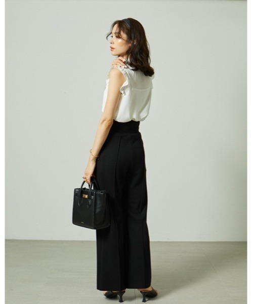 SNIDEL(スナイデル)の「ハイウエストワイドカットパンツ(その他パンツ・レディース・ブラック/ベージュ/モカ・1/0)」の4枚目の写真