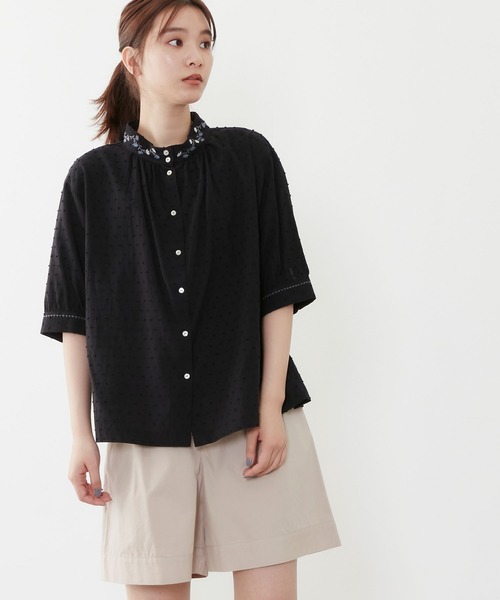 POU DOU DOU（プードゥドゥ）の「5分袖スタンド刺繍襟ブラウス（シャツ/ブラウス・レディース・ネイビー/オフホワイト/ブラック・3）」の21枚目の写真