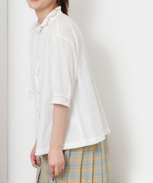 POU DOU DOU（プードゥドゥ）の「5分袖スタンド刺繍襟ブラウス（シャツ/ブラウス・レディース・ネイビー/オフホワイト/ブラック・3）」の8枚目の写真