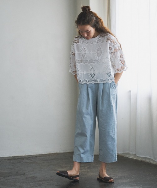 PUAL CE CIN（ピュアルセシン）の「ケミカルレース プルオーバーブラウス（シャツ/ブラウス・レディース・ホワイト/ブラック・FREE）」の4枚目の写真