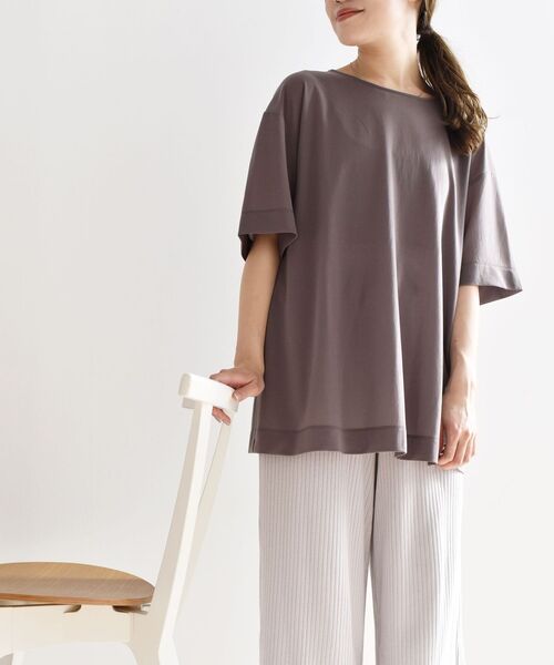 SHIPS Days(シップスデイズ)の「SHIPS Days:ジャージーバックギャザーTee◇(Tシャツ/カットソー・レディース・ホワイト/ブラウン/イエロー・ONE SIZE)」の17枚目の写真