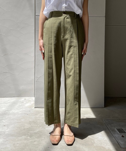 CAPRICIEUX LE'MAGE（カプリシューレマージュ）の「フロントタックパンツ（その他パンツ・レディース・カーキ/ブラック・38/36）」の5枚目の写真