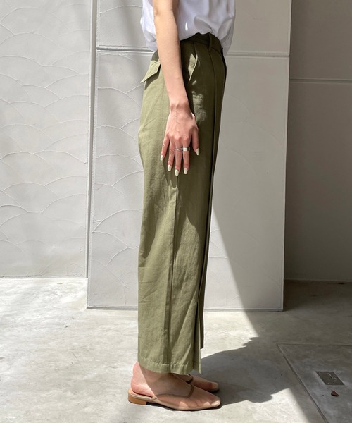 CAPRICIEUX LE'MAGE（カプリシューレマージュ）の「フロントタックパンツ（その他パンツ・レディース・カーキ/ブラック・38/36）」の6枚目の写真