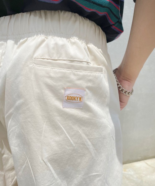 WHO'S WHO gallery（フーズフーギャラリー）の「【KOOKY'N/クーキー】ワイドチノ（チノパンツ・メンズ・ブラック/ベージュ/オフホワイト/インディゴブルー・FREE）」の16枚目の写真