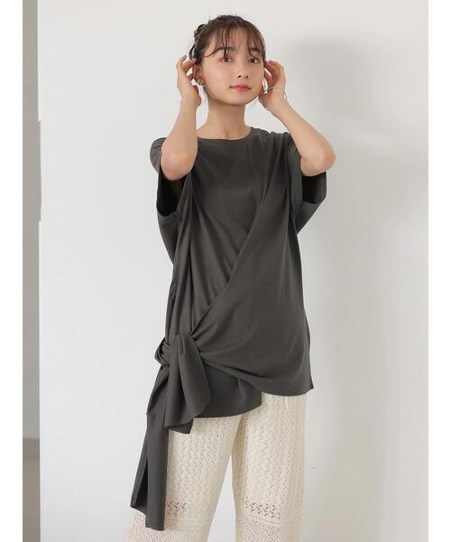 AMERICAN HOLIC（アメリカンホリック）の「リボンディティールカットプルオーバー（Tシャツ/カットソー・レディース・チャコールグレー/オフホワイト/カーキ/キャメル・FREE）」の16枚目の写真