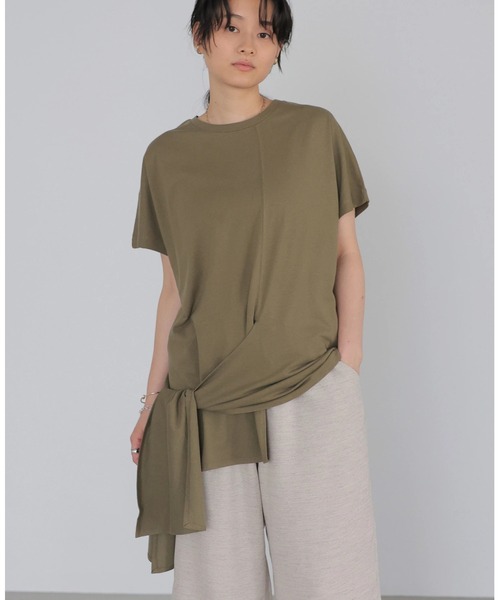 AMERICAN HOLIC（アメリカンホリック）の「リボンディティールカットプルオーバー（Tシャツ/カットソー・レディース・チャコールグレー/オフホワイト/カーキ/キャメル・FREE）」の4枚目の写真