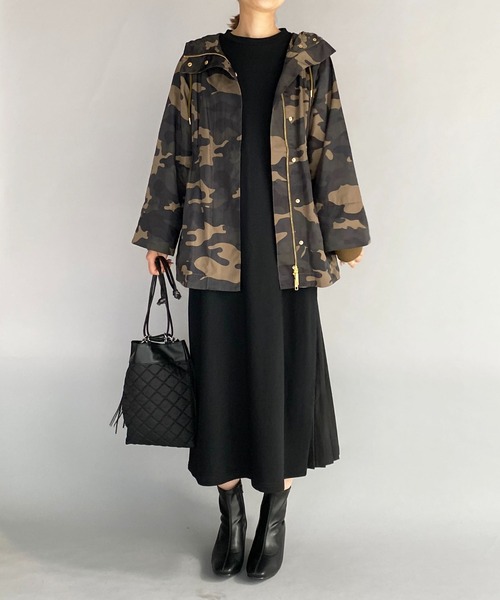 PICCIN（ピッチン）の「ウエストゴム入り袖リブマウンテンパーカー（マウンテンパーカー・レディース・ブラック/ベージュ/グリーン系その他・M）」の7枚目の写真