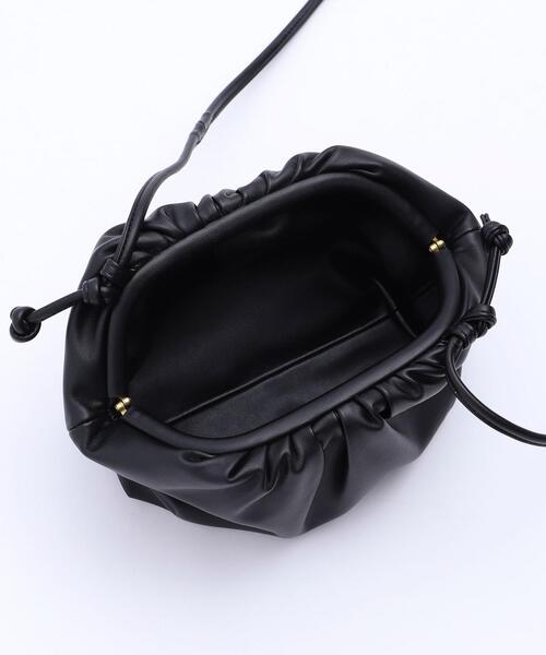 coen(コーエン)の「ガマグチギャザーショルダーバッグ(ショルダーバッグ・レディース・オフホワイト/ブラウン/ブラック・FREE)」の19枚目の写真