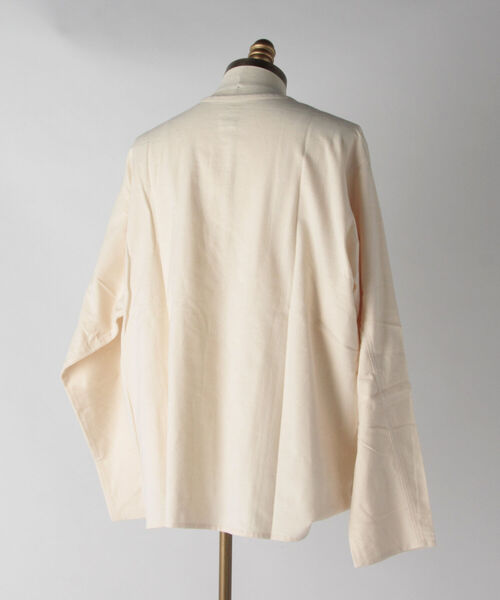 GLOSTER（グロスター）の「【GLOSTER/グロスター】ミリタリースリーピングシャツ ロングスリーブ（Tシャツ/カットソー・メンズ・ブラック/オフホワイト/グレー系その他/オリーブ/ブルー系その他・MEDIUM/LARGE）」の18枚目の写真