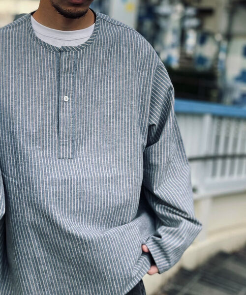 GLOSTER（グロスター）の「【GLOSTER/グロスター】ミリタリースリーピングシャツ ロングスリーブ（Tシャツ/カットソー・メンズ・ブラック/オフホワイト/グレー系その他/オリーブ/ブルー系その他・MEDIUM/LARGE）」の21枚目の写真