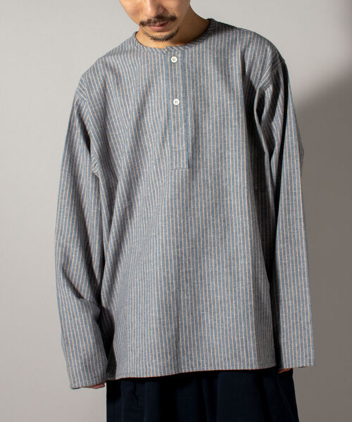 GLOSTER（グロスター）の「【GLOSTER/グロスター】ミリタリースリーピングシャツ ロングスリーブ（Tシャツ/カットソー・メンズ・ブラック/オフホワイト/グレー系その他/オリーブ/ブルー系その他・MEDIUM/LARGE）」の15枚目の写真