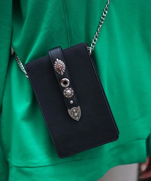 DROIT BELLO(ドロイトベロ)の「DROIT BELLO(ドロイトベロ)別注メタルスタッズ付きバック(ショルダーバッグ・レディース・アイボリー/ブラック・FREE)」の15枚目の写真