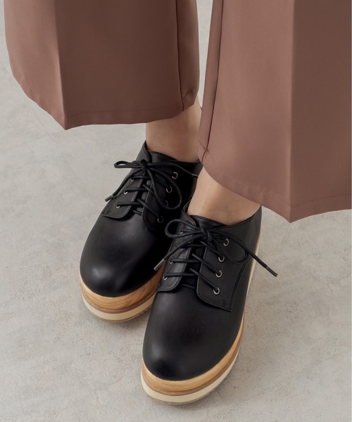 OLIVE des OLIVE（オリーブデオリーブ）の「ダブルソールレースアップシューズ（その他シューズ・レディース・ブラック/ベージュ/オフホワイト・SMALL/MEDIUM/LARGE）」の5枚目の写真