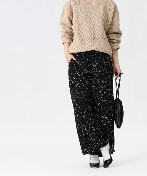 HONEYSUCKLE ROSE（ハニーサックルローズ）の「【HONEYSUCKLE ROSE】柄プリントイージー（その他パンツ・レディース・ブラック×レッド/オレンジ/ダークブラウン/ブラック×ホワイト/ベージュ/グリーン/ホワイト×カーキブラウン/ブラウン・L）」の3枚目の写真